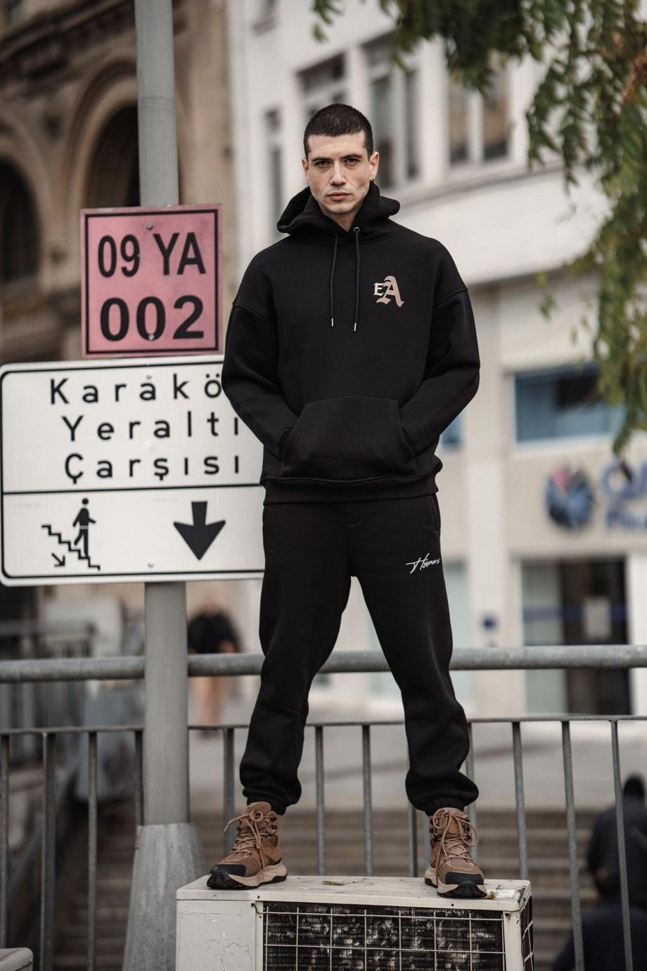 Gotik Baskılı Siyah Oversize Kapüşonlu Sweatshirt Jogger Takım