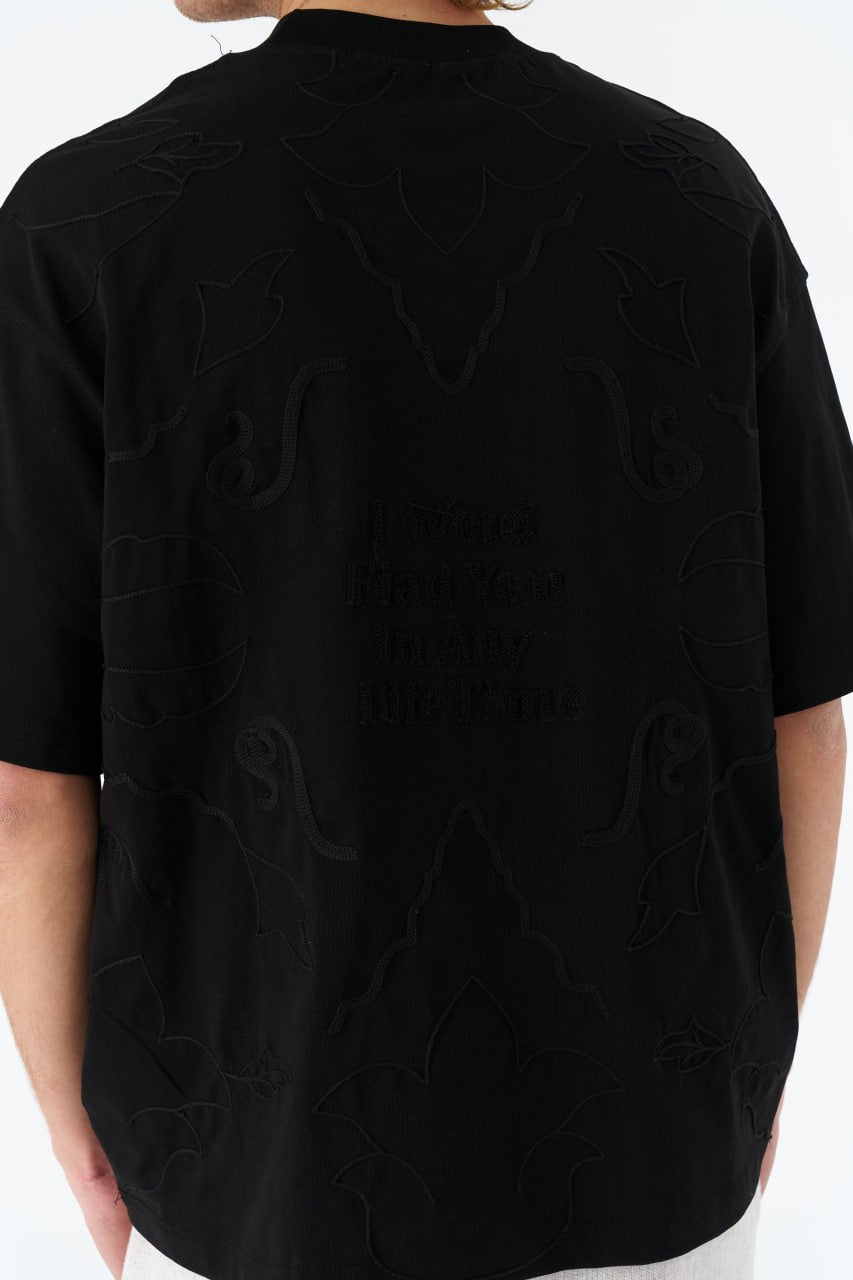 Sırtı Nakış Detaylı Siyah Oversize Tshirt 4797