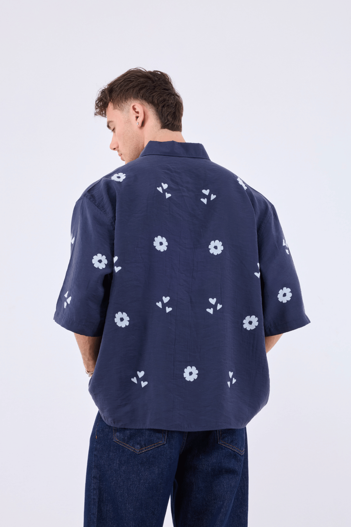 Flok Baskılı Lacivert Oversize Kısa Kol Gömlek 261125
