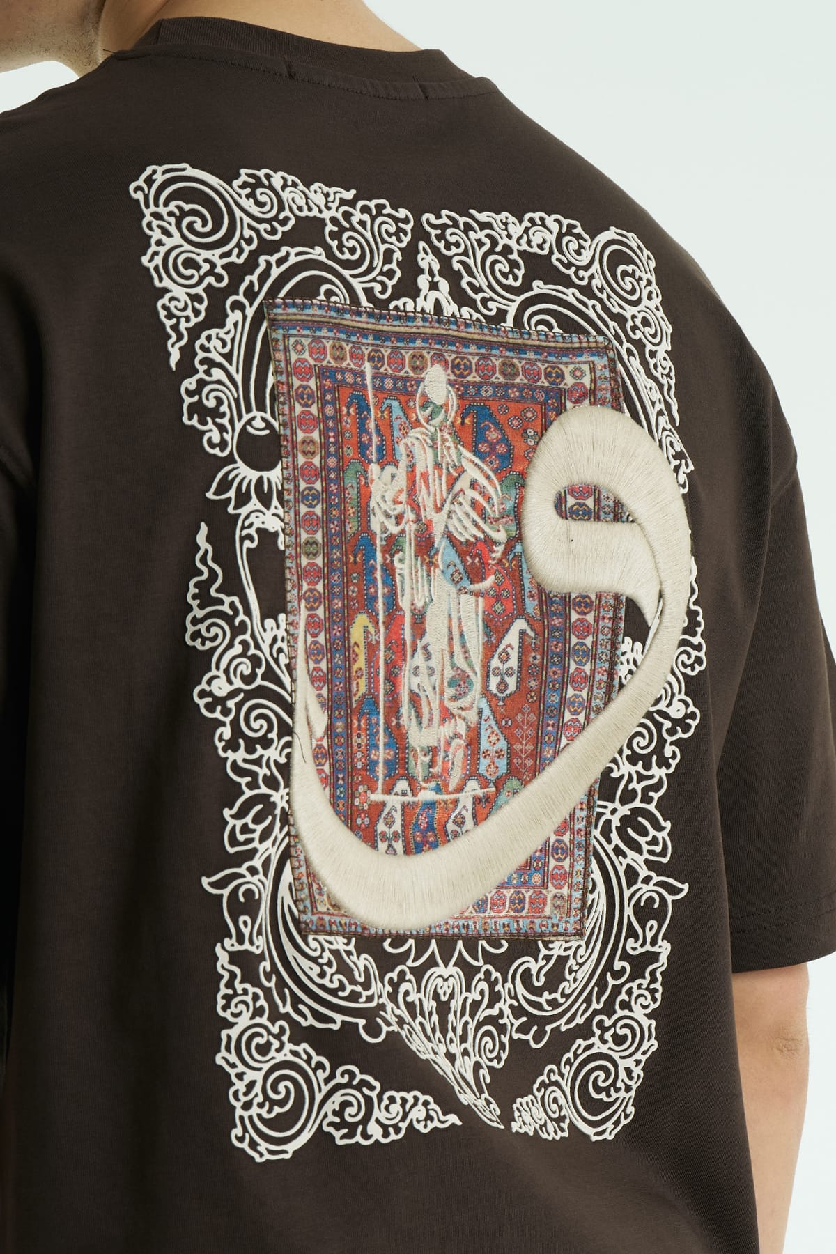 Yüksek Baskılı Eva Nakışlı Kahve Oversize Tshirt 5105