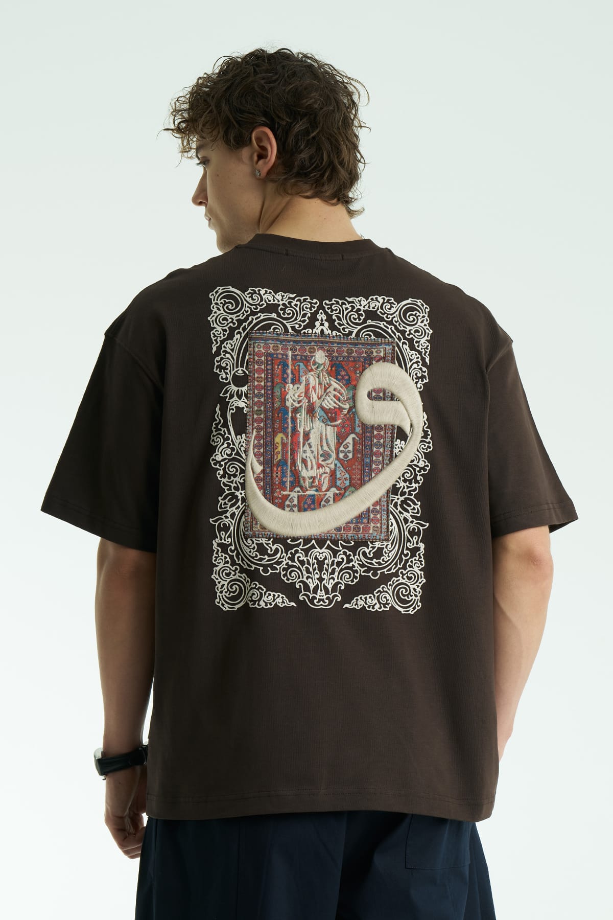 Yüksek Baskılı Eva Nakışlı Kahve Oversize Tshirt 5105