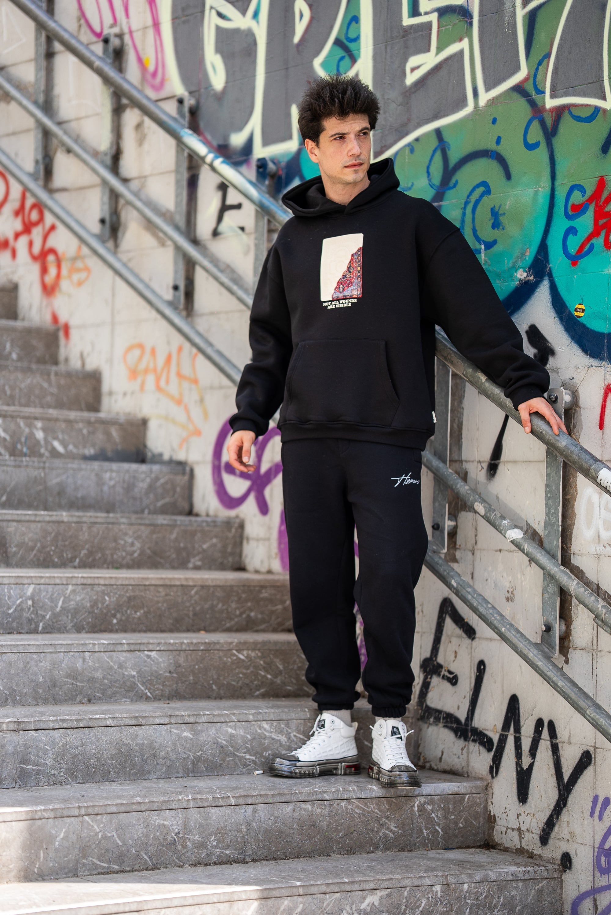 Halı Aplikeli  Oversize Siyah Sweatshirt 4959