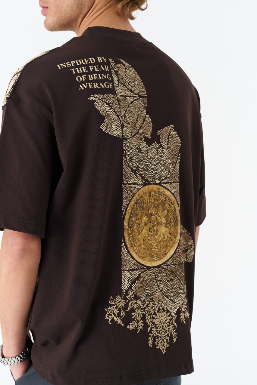 Realistic Nakışlı Kahve Oversize Tshirt 4777