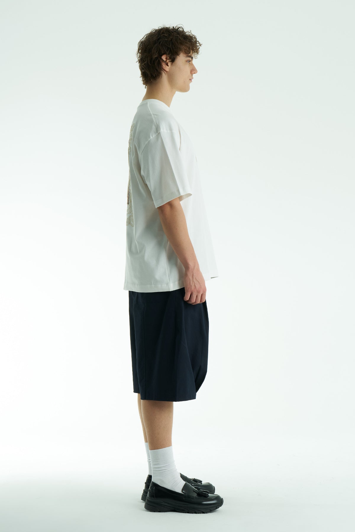 Yüksek Baskılı Eva Nakışlı Ekru Oversize Tshirt 5105