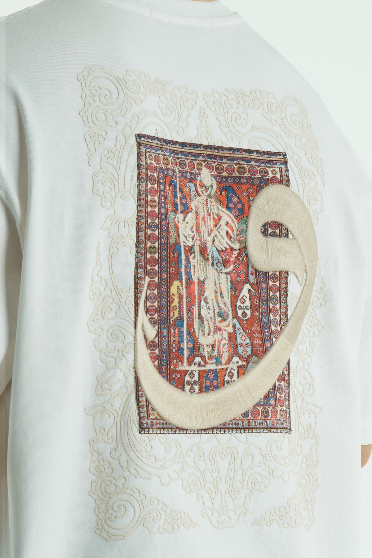 Yüksek Baskılı Eva Nakışlı Ekru Oversize Tshirt 5105